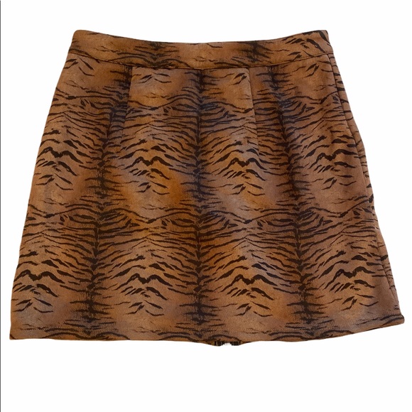 NWT By the Way- Macey Zip Mini Skirt in Tiger - Picture 6 of 7